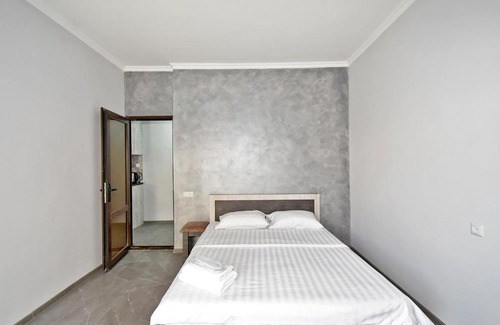 Yerevan Hotel | Sirik