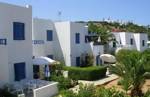 Limenas Chersonisou Apartment | Sirius 3-Room Apt (2 Bedrooms)