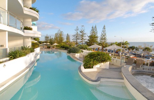 Sunshine Coast Apartment | Sirocco 606 magnificent water front apartment