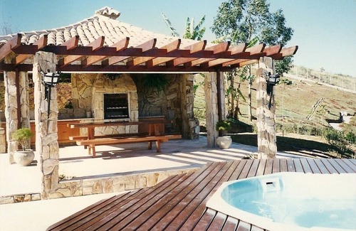 Itu House | SITE SOLD. I DON'T RENT ANYMORE