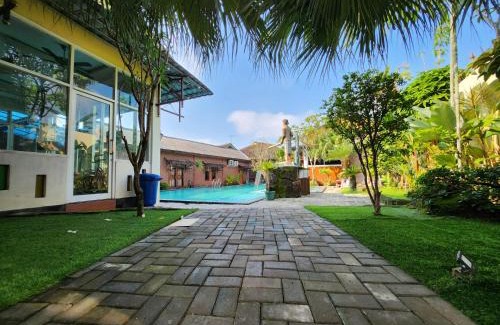 Temanggung House | Siti Villa Srimpi Minimalist