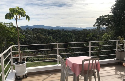 Aruja Villa | Sitio Benedetta Natura - Pool, leisure and nature