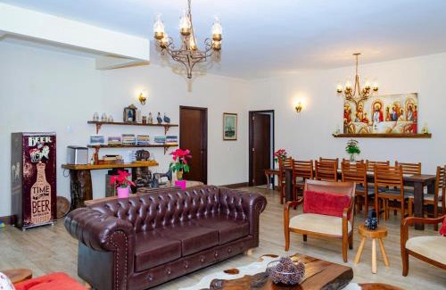 Itaipava House | Sitio charmoso e completo com otima area de lazer