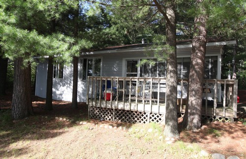 Pine River Cabin | Sittin' on dock on the bay'