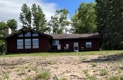 Brimley House | Sitting on the Back of the Bay