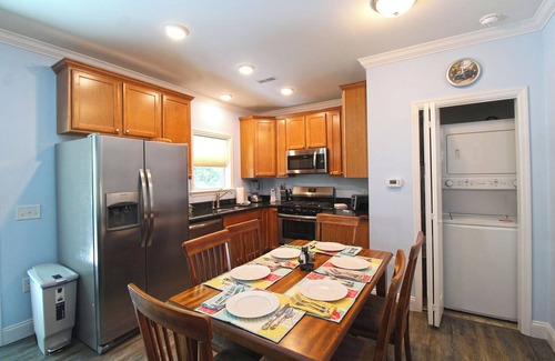 Bryson City Cabin | Sitting on the Rock- Bryson Village