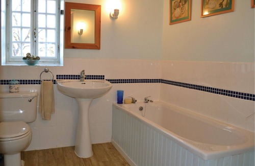 Saint-Denis-Catus House | Situated high in the Vert river valley, this cozy cottage welcomes you in the Lot department.