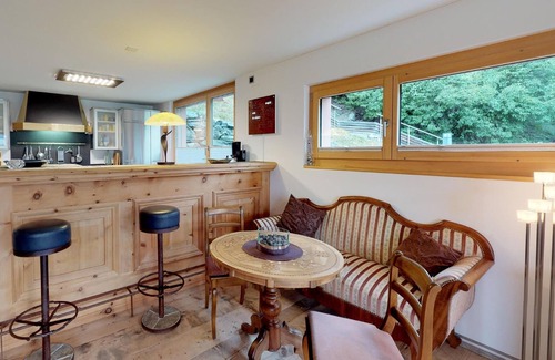 Samedan Apartment | Situated just above the village centre of Samedan you will find the popular apar