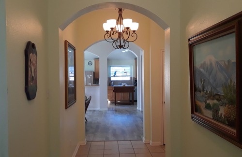 El Lago House | Situated near NASA and Kemah Boardwalk, you can enjoy your own PRIVATE BEACH