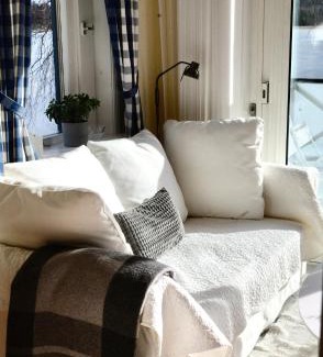 Osteraker House | Sjöstuga/gästhus i skärgården.