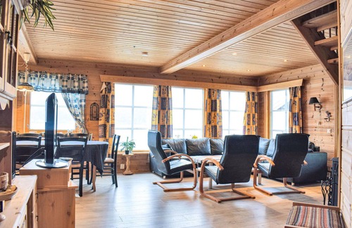 Vindafjord House | Sjøidyll
