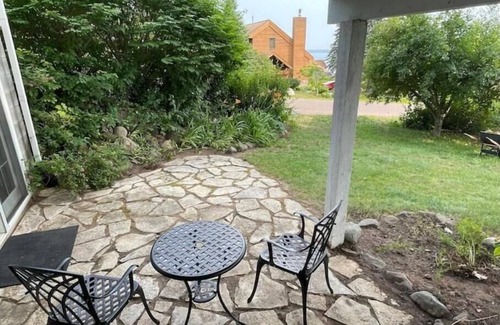 Bayfield Apartment | SKANDIA GUEST SUITE BAYFIELD'S BEST!