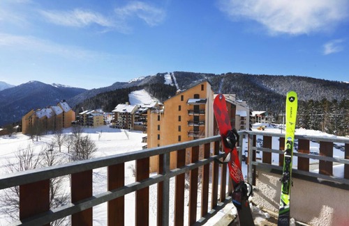 Ax-les-Thermes Apartment | Ski aux pieds | Charmant studio à Bonascre | Sauna