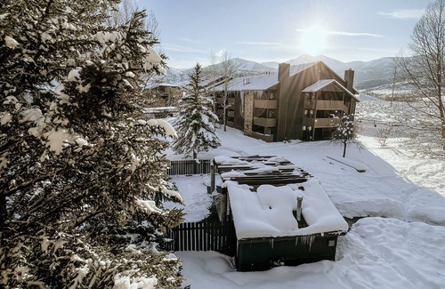 Gorgosa Condo | Ski Condo with Mountain view and Spa