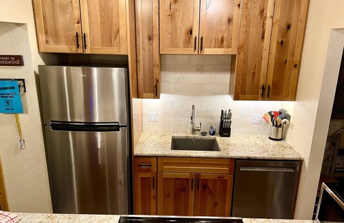 Four O'Clock Condo | Ski in 3 BR + Loft/2 BA Directly on 4 O'Clock Ski Run
