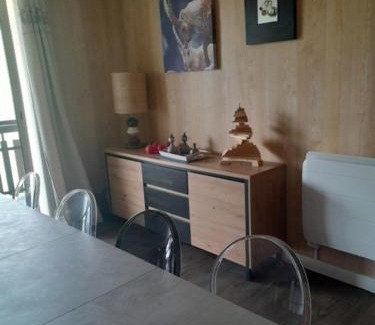 Saint-Etienne-en-Devoluy Apartment | Ski in and ski out apartment Superdévoluy