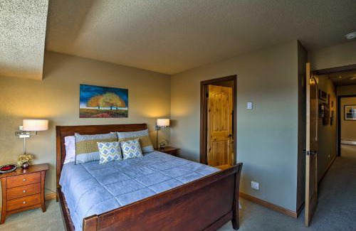 Four O'Clock House | Ski-In Breckenridge Abode Walk to Main St and Lifts