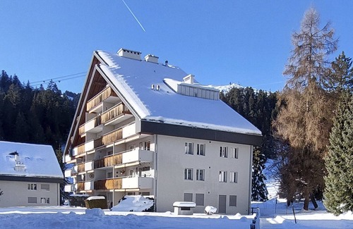 Laax Apartment | SKI IN&OUT at Slopes and mountain railway LAAX Murschetg.