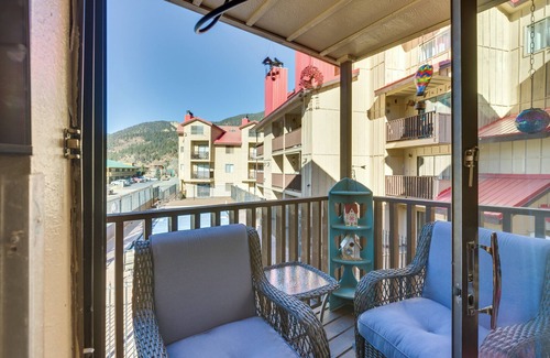Taos Ski Valley Apartment | Ski-in Red River Retreat: Balcony, Mountain Views!
