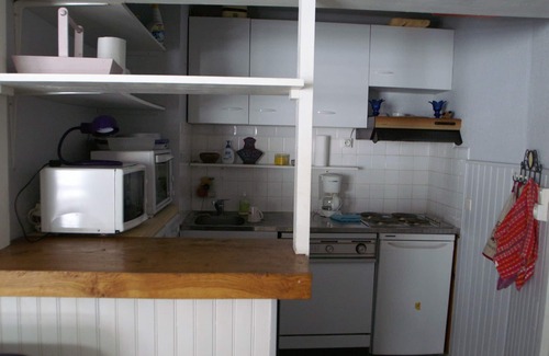 Prapoutel Apartment | Ski-in/ski-out 2BR Cabine Apartment with Balcony and Views, Sleeps 6