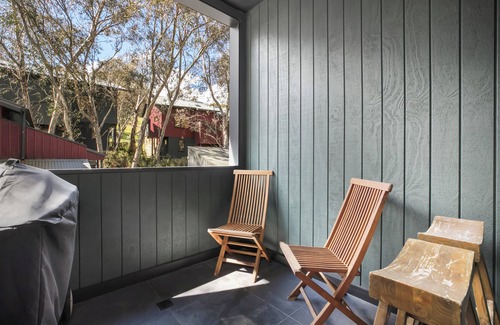Thredbo Ski Chalet | Ski In Ski Out #10 - Stunningly renovated Ski Retreat on snow - 3 Bed, 3 Bath