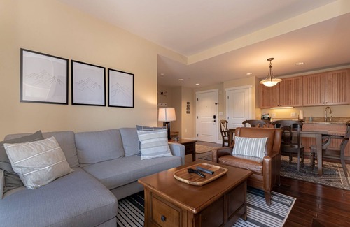 Silvercreek Condo | Ski in/Ski Out 2bed/2bath Mountainside Escape