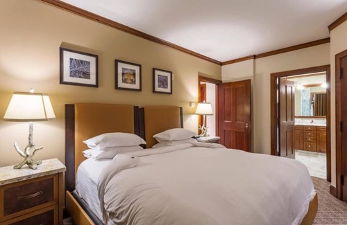 Aspen Resort | Ski-In/Ski-Out 3-bedroom Condo Ritz Carlton Aspen Highlands