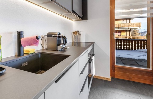 Heremence Apartment | Ski in/ski out apartment - 4 Vallées ski area