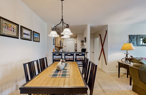 West Dover Condo | Ski-in/ski-out condo w/deck, wood-burning fireplace, wifi, community amenities
