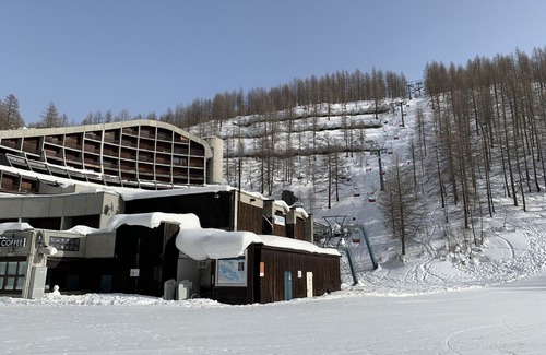 Cervinia Apartment | Ski in / ski out in TOP apartment