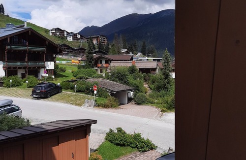 Wald im Pinzgau Apartment | Ski in ski out location, ski school at the door, ideal for children