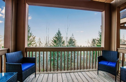 Great Valley Condo | Ski In/Ski Out Remolded Condo on Holiday Valley Resort!