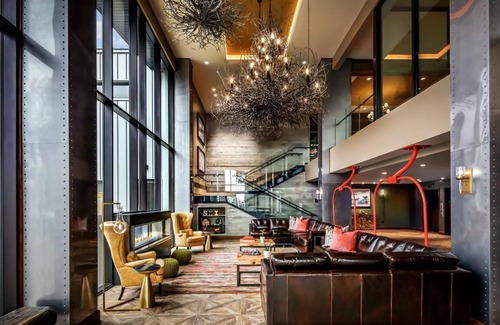 Rossland Hotel | Ski-in, Ski-out Splendor: Onsite Parking. Close to Silverlode Chair!
