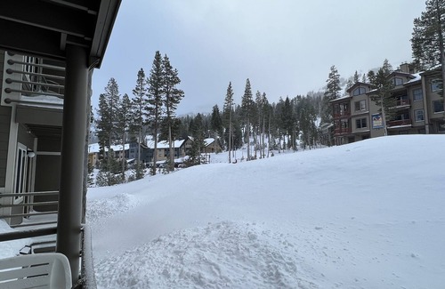 Kirkwood Apartment | Ski In Walk out in the Meadows