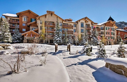 Salt Lake Mountain Resorts Apartment | Ski-InandSki-Out Brighton Condo with Pool and Hot Tub