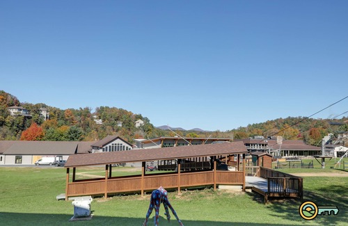 Mount Jackson Condo | Ski/MTB/Golf Condo (#115) - Slope side | Ski slope & Resort views | Walk-in access!