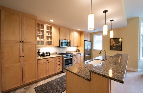Warren Condo | Ski On-Ski Off on the Sugarbush Property-Next to Claybrook