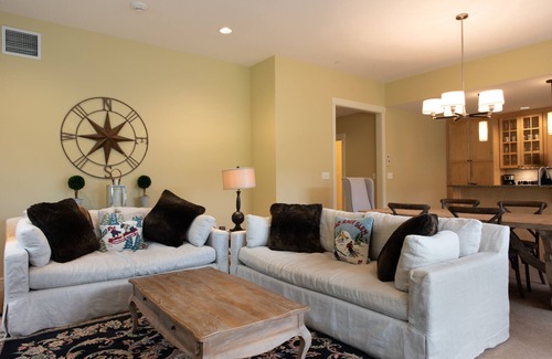 Warren Condo | Ski On-Ski Off on the Sugarbush Property-Next to Claybrook