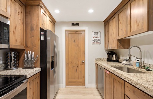 Brian Head Condo | Ski-Out Brian Head Condo - Top of Navajo Lift