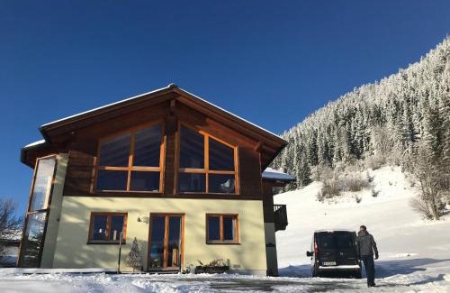 Russbach am Pass Gschuett Ski Chalet | Skiblickhaus