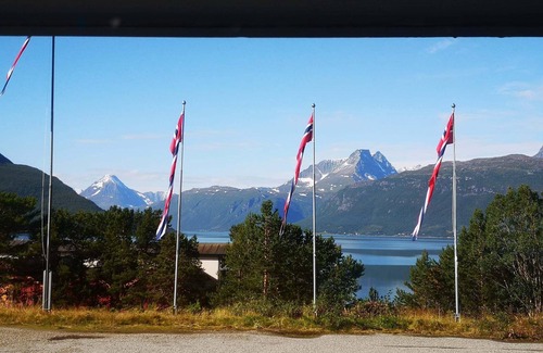 Storfjord Hotel | Skibotn Hotel