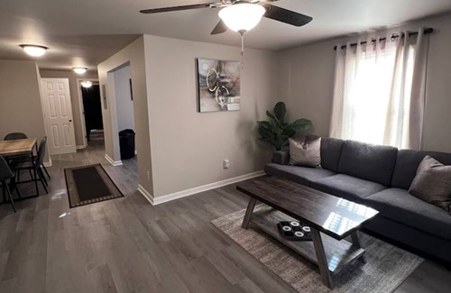 Rockingham Apartment | Skipper 1: Cozy 1-bedroom apartment with AC, WiFi in fabulous Rockingham