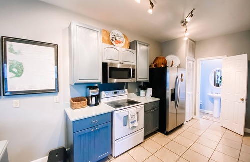 Alligator Point House | Skipper-extends from Beach Front to Harbor with Kayaks, Pickleball & Dock