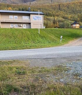 Kvaloya House | Skogstad Ferie og fritid