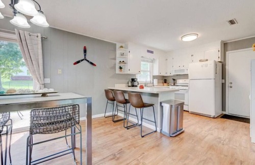 Enterprise House | Sky-High Sanctuary: 4BD/2Bath