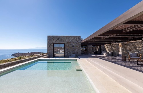 Agios Ioannis Villa | Sky Resort in Mykonos