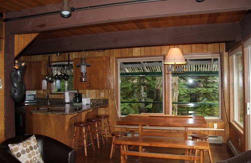 Skykomish Cabin | SKY RIVER CABIN- VIEWS, CLOSE TO HIKING