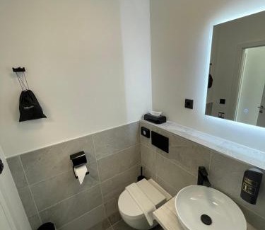 Eisenstadt Apartment | Skyfall Rooms