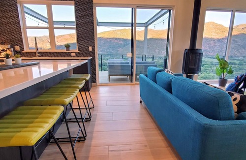 Trimble Villa | SKYHOUSE BASECAMP modern+views+explore+adventuren