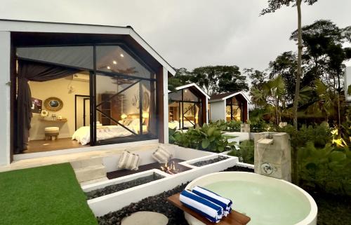 Toya Bungkah Cabin | Skylake Villa